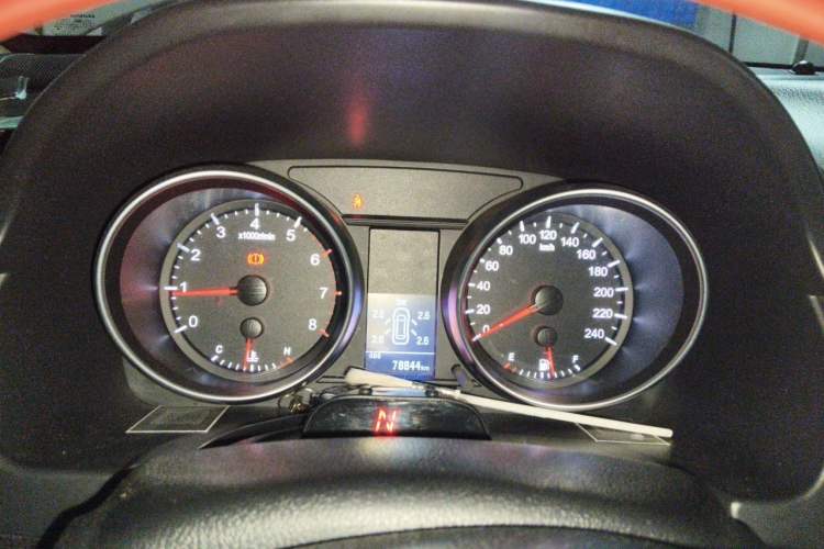 Used Haval H6 2014 Sport Version 1.5T Manual Two-Wheel Drive Elite Edition Instrument Cluster