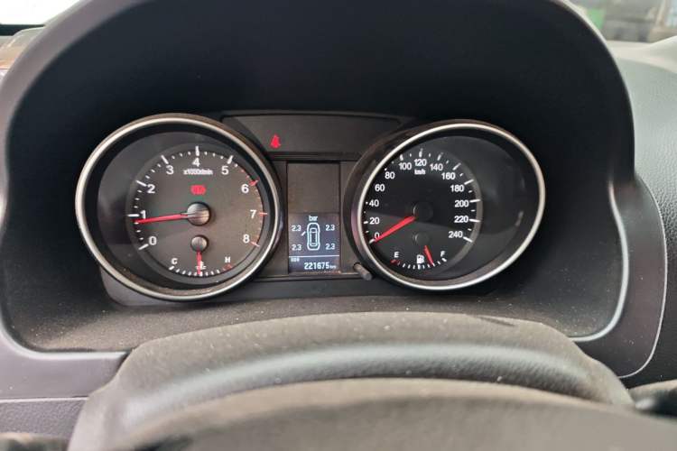 Used Haval H6 2014 Upgraded Model 1.5T Manual Two-Wheel Drive Elite Version Instrument Cluster
