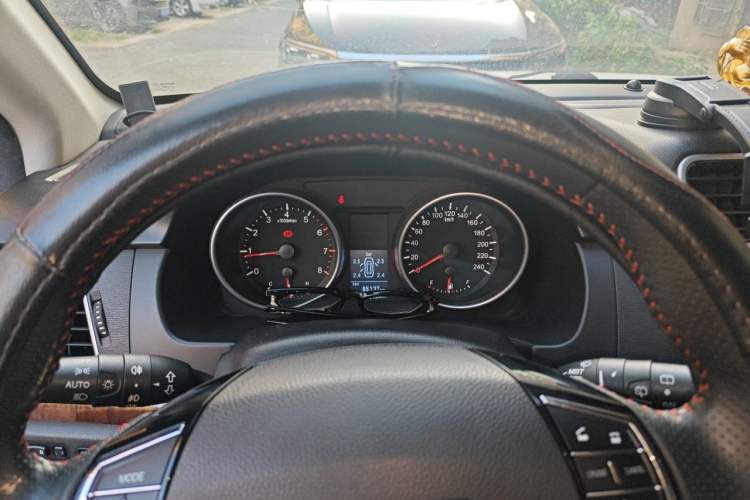 Used Haval H6 2014 Sport Version 1.5T Manual Two-Wheel Drive Elite Edition Instrument Cluster