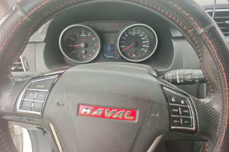 Used Haval H6 2014 Sport Version 1.5T Manual Two-Wheel Drive Elite Edition Instrument Cluster