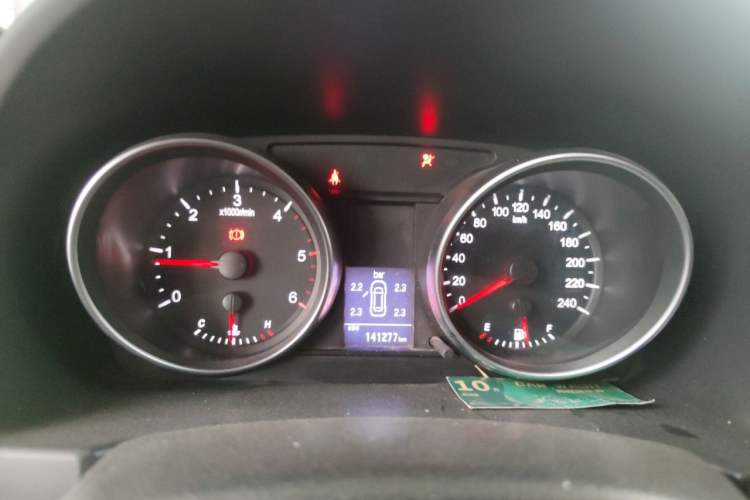 Used Haval H6 2014 Sport Edition 2.0T Diesel Manual Two-Wheel Drive Prestige Model Instrument Cluster