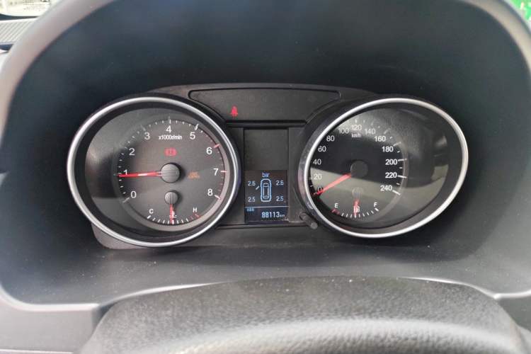 Used Haval H6 2014 Sport Version 1.5T Manual Two-Wheel Drive Elite Edition Instrument Cluster