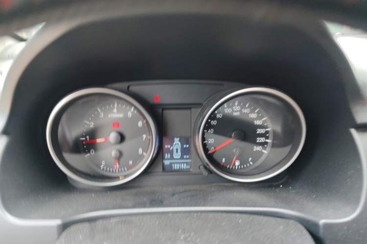 Used Haval H6 2014 Sport Version 1.5T Manual Two-Wheel Drive Elite Edition Instrument Cluster