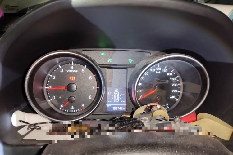 Used Haval H6 2014 Upgraded Model 1.5T Manual Two-Wheel Drive Elite Version Instrument Cluster