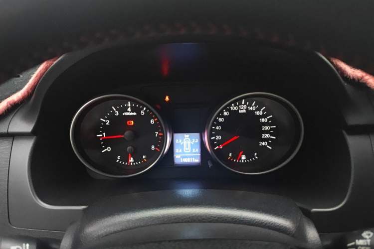Used Haval H6 2014 Sport Version 1.5T Manual Two-Wheel Drive Elite Edition Instrument Cluster