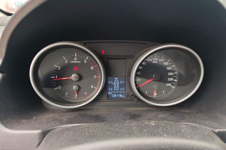 Used Haval H6 2014 Sport Version 1.5T Manual Two-Wheel Drive Elite Edition Instrument Cluster