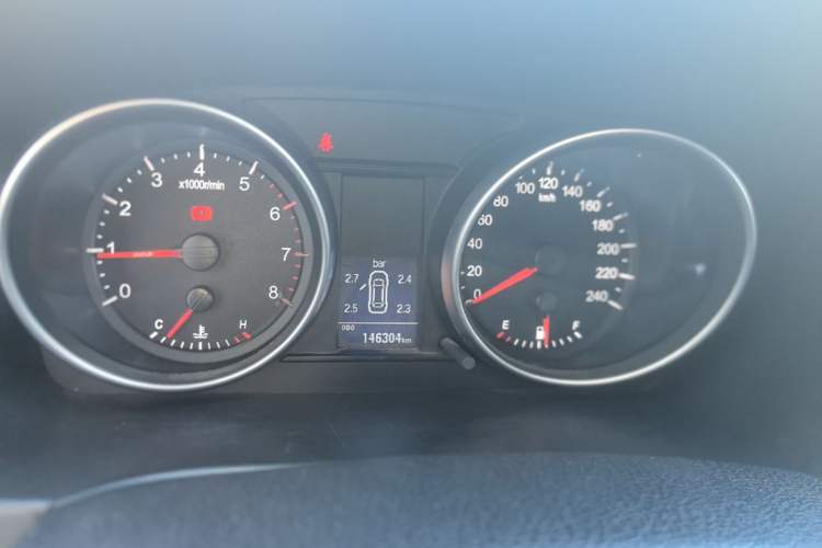 Used Haval H6 2014 Sport Version 1.5T Manual Two-Wheel Drive Elite Edition Instrument Cluster