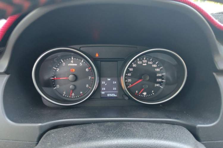 Used Haval H6 2014 Sport Version 1.5T Manual Two-Wheel Drive Elite Edition Instrument Cluster