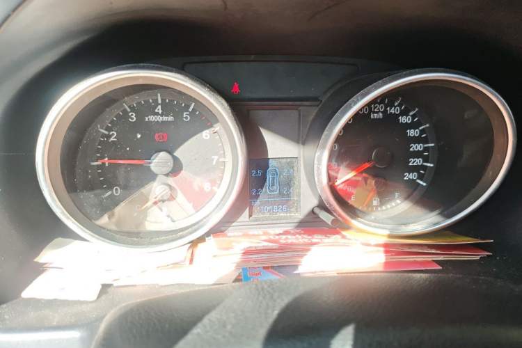Used Haval H6 2014 Sport Version 1.5T Manual Two-Wheel Drive Elite Edition Instrument Cluster