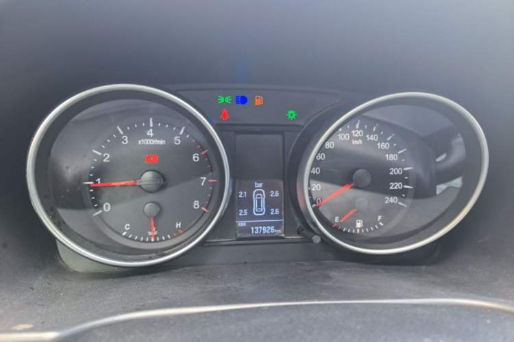 Used Haval H6 2014 Sport Version 1.5T Manual Two-Wheel Drive Elite Edition Instrument Cluster