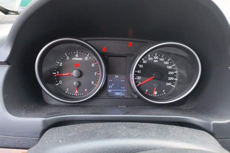 Used Haval H6 2014 Upgraded Model 1.5T Manual Two-Wheel Drive Elite Version Instrument Cluster