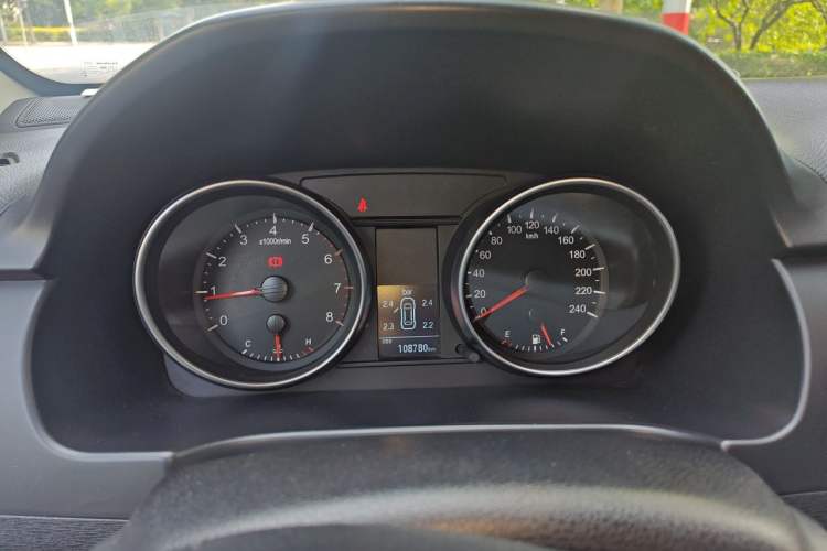 Used Haval H6 2014 Sport Version 1.5T Manual Two-Wheel Drive Elite Edition Instrument Cluster
