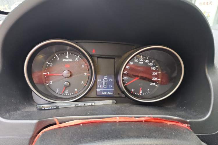 Used Haval H6 2014 Upgraded Model 1.5T Manual Two-Wheel Drive Elite Version Instrument Cluster