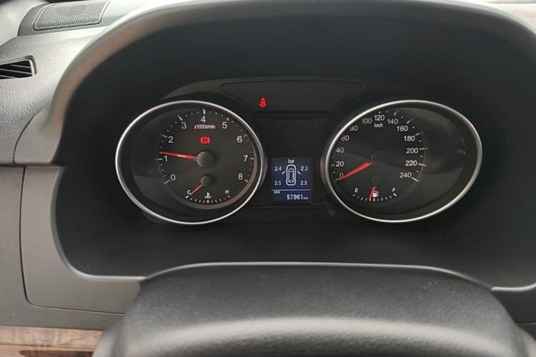 Used Haval H6 2014 Sport Version 1.5T Manual Two-Wheel Drive Elite Edition Instrument Cluster