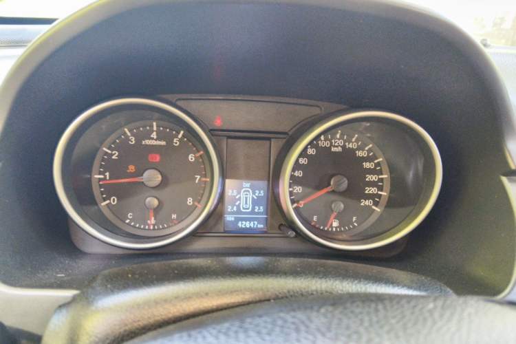 Used Haval H6 2014 Sport Version 1.5T Manual Two-Wheel Drive Elite Edition Instrument Cluster