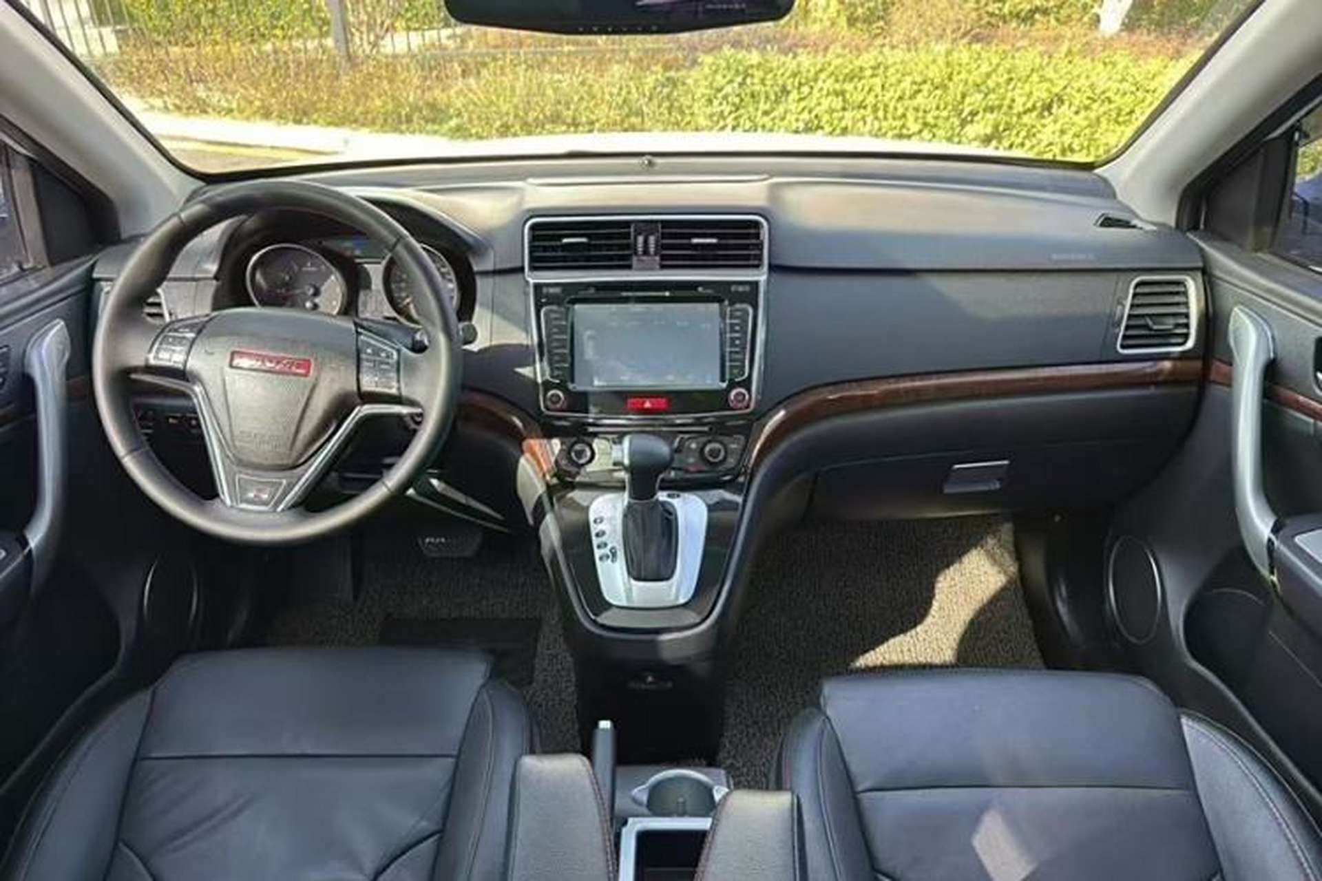 Used Haval H6 2014 Sport Edition 2.4L Automatic Elite Model Interior 1