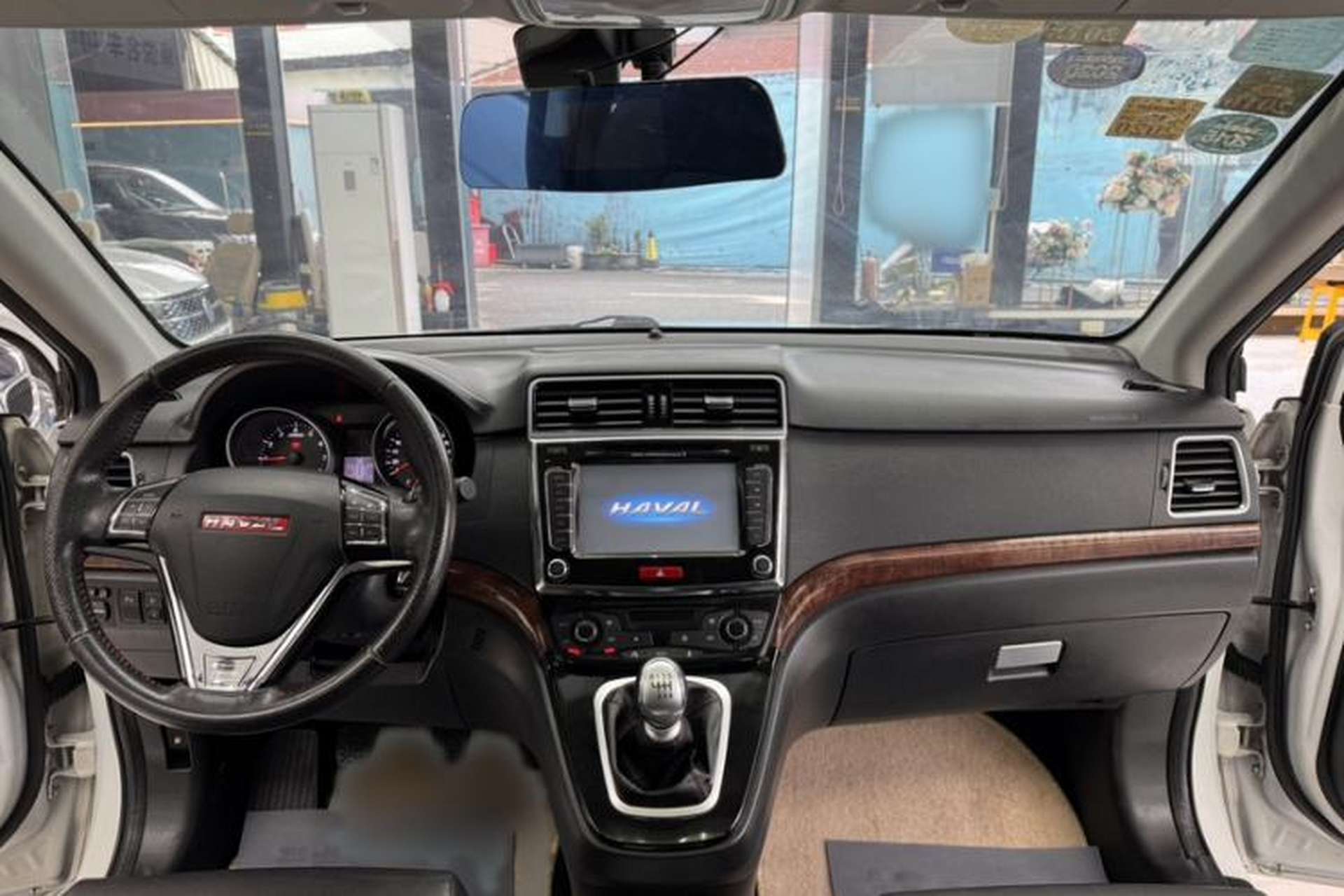 Used Haval H6 2014 Sport Version 1.5T Manual Two-Wheel Drive Elite Edition Interior 1