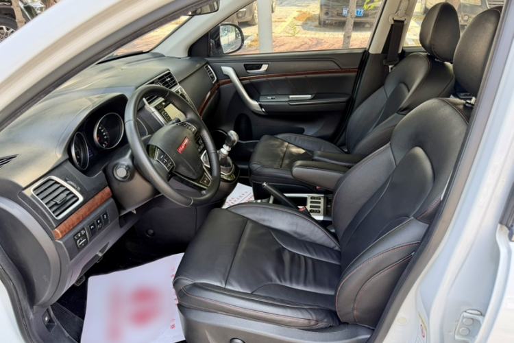 Used Haval H6 2014 Sport Version 1.5T Manual Two-Wheel Drive Elite Edition Interior 3
