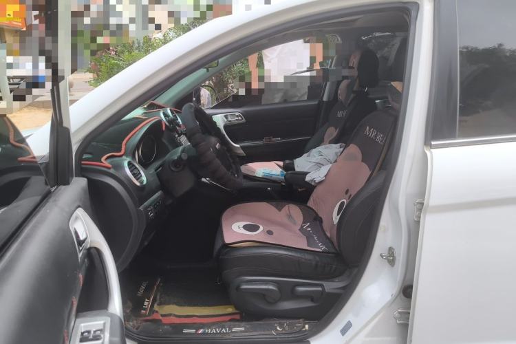 Used Haval H6 2014 Upgraded Model 1.5T Manual Two-Wheel Drive Elite Version Left Front Seat