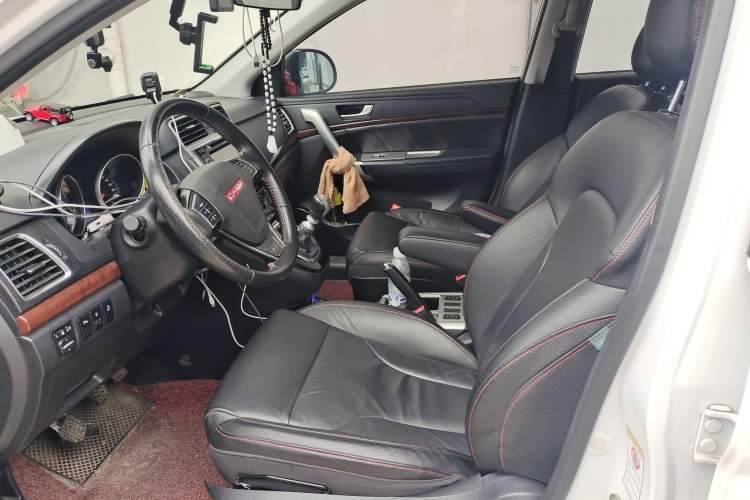 Used Haval H6 2014 Sport Version 1.5T Manual Two-Wheel Drive Elite Edition Left Front Seat