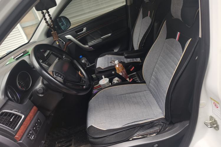 Used Haval H6 2014 Sport Version 1.5T Manual Two-Wheel Drive Elite Edition Left Front Seat