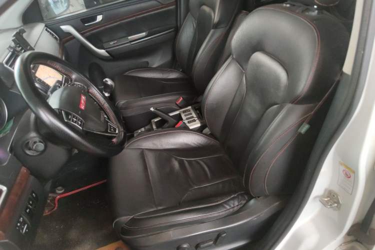 Used Haval H6 2014 Sport Edition 2.0T Diesel Manual Two-Wheel Drive Prestige Model Left Front Seat