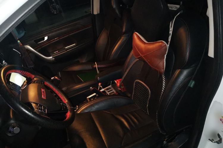 Used Haval H6 2014 Sport Version 1.5T Manual Two-Wheel Drive Elite Edition Left Front Seat