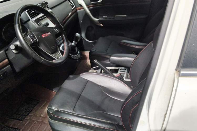 Used Haval H6 2014 Sport Version 1.5T Manual Two-Wheel Drive Elite Edition Left Front Seat