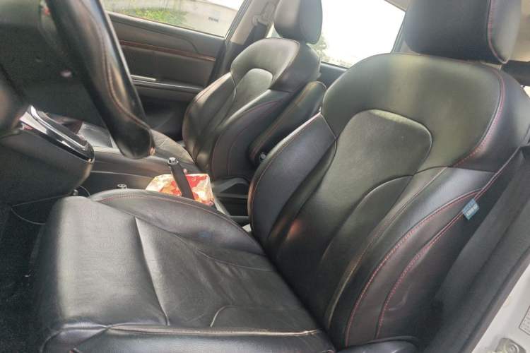Used Haval H6 2014 Sport Version 1.5T Manual Two-Wheel Drive Elite Edition Left Front Seat
