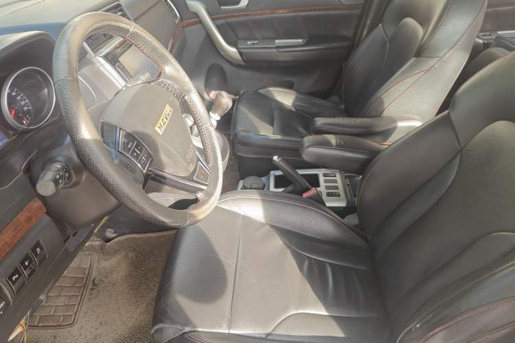 Used Haval H6 2014 Sport Version 1.5T Manual Two-Wheel Drive Elite Edition Left Front Seat