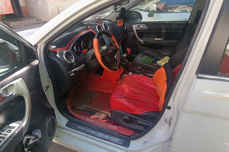 Used Haval H6 2014 Upgraded Model 1.5T Manual Two-Wheel Drive Elite Version Left Front Seat
