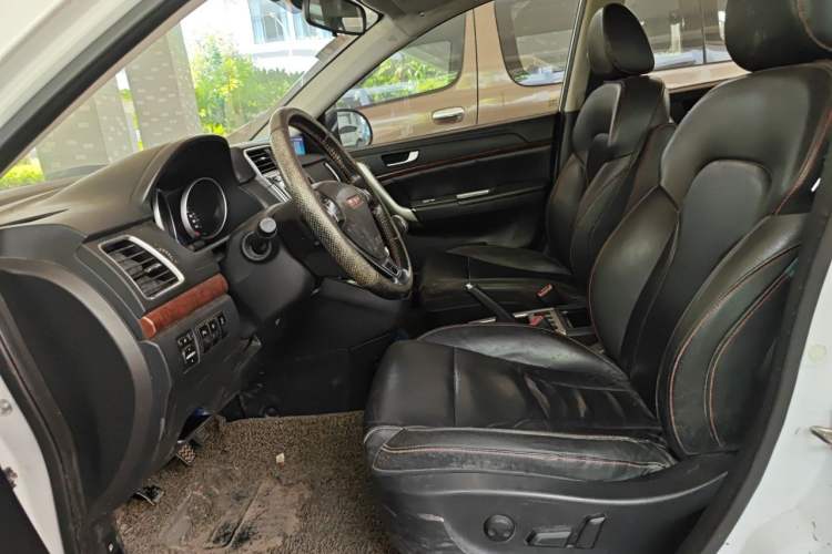 Used Haval H6 2014 Sport Edition 2.0T Diesel Manual Two-Wheel Drive Prestige Model Left Front Seat