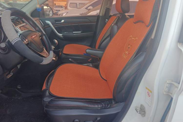 Used Haval H6 2014 Sport Version 1.5T Manual Two-Wheel Drive Elite Edition Left Front Seat