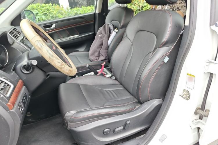 Used Haval H6 2014 Sport Version 1.5T Manual Two-Wheel Drive Elite Edition Left Front Seat