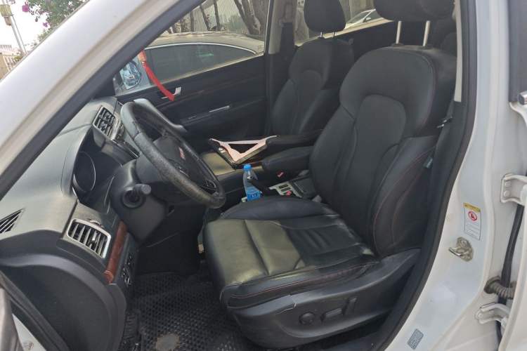 Used Haval H6 2014 Sport Edition 2.4L Automatic Elite Model Left Front Seat