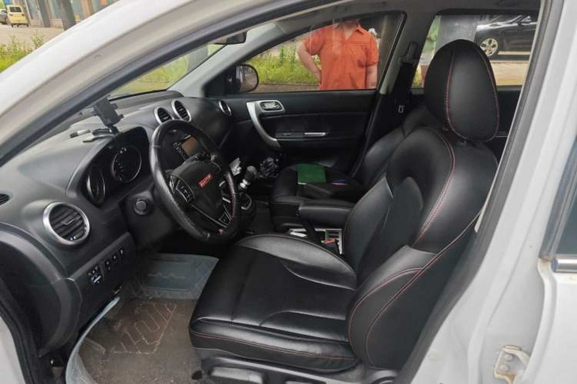 Used Haval H6 2014 Upgraded Model 1.5T Manual Two-Wheel Drive Elite Version Left Front Seat