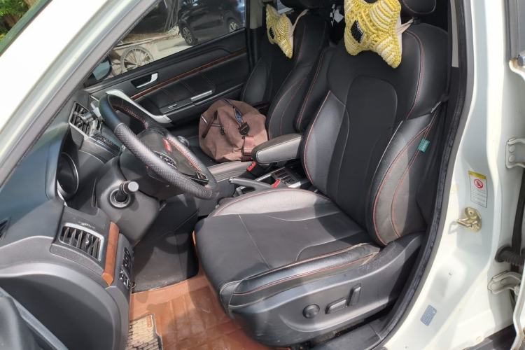 Used Haval H6 2014 Sport Version 1.5T Manual Two-Wheel Drive Elite Edition Left Front Seat