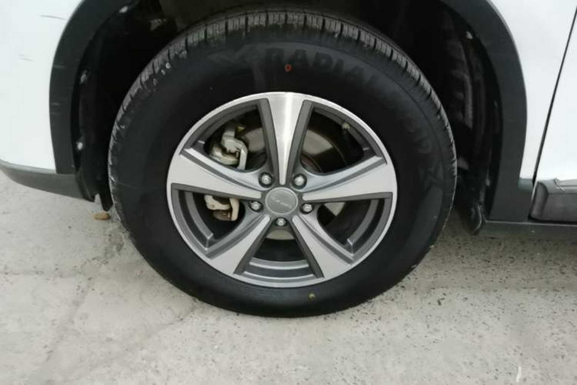 Used Haval H6 2014 Sport Edition 2.4L Automatic Elite Model Left Front Wheel Hub