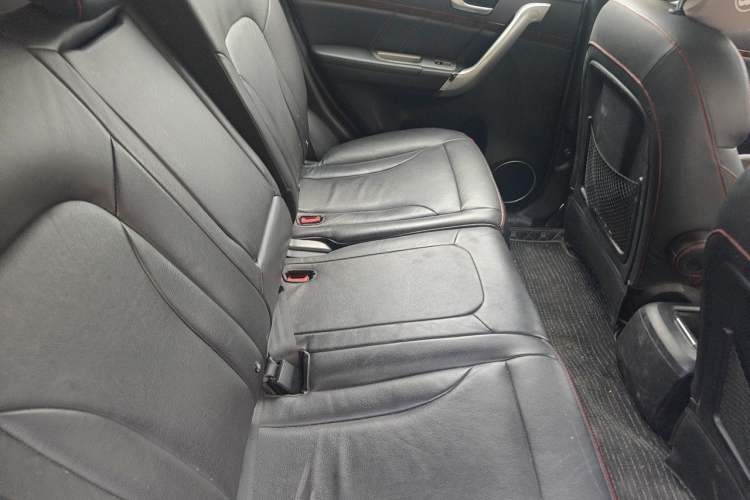 Used Haval H6 2014 Sport Version 1.5T Manual Two-Wheel Drive Elite Edition Left Rear Seat