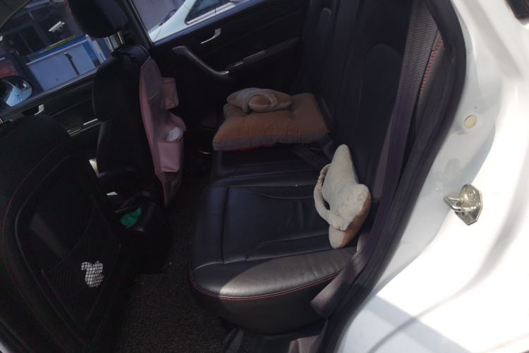 Used Haval H6 2014 Sport Version 1.5T Manual Two-Wheel Drive Elite Edition Left Rear Seat