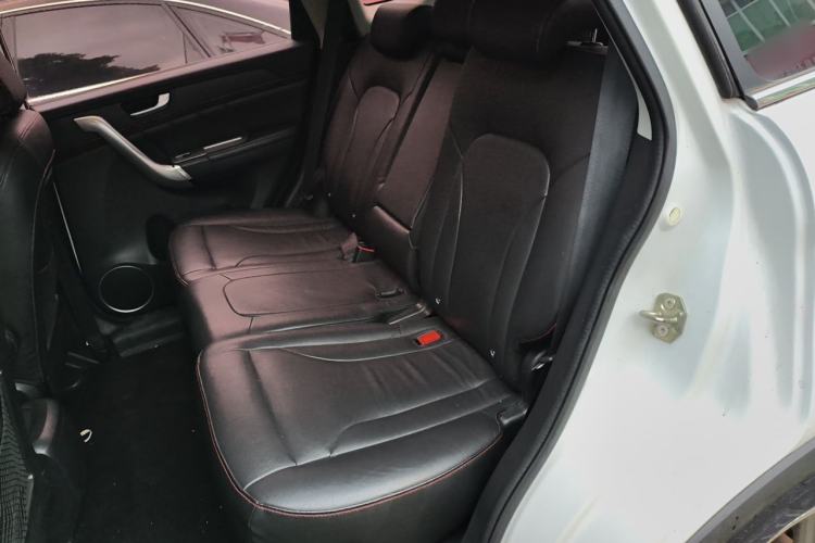 Used Haval H6 2014 Sport Version 1.5T Manual Two-Wheel Drive Elite Edition Left Rear Seat