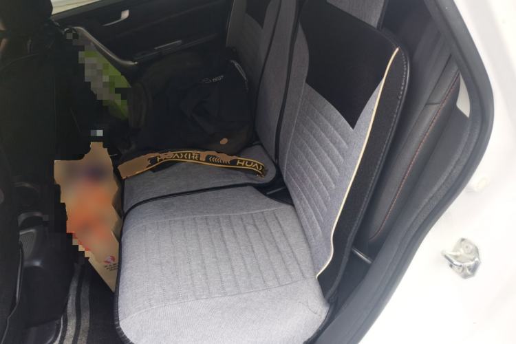 Used Haval H6 2014 Sport Version 1.5T Manual Two-Wheel Drive Elite Edition Left Rear Seat