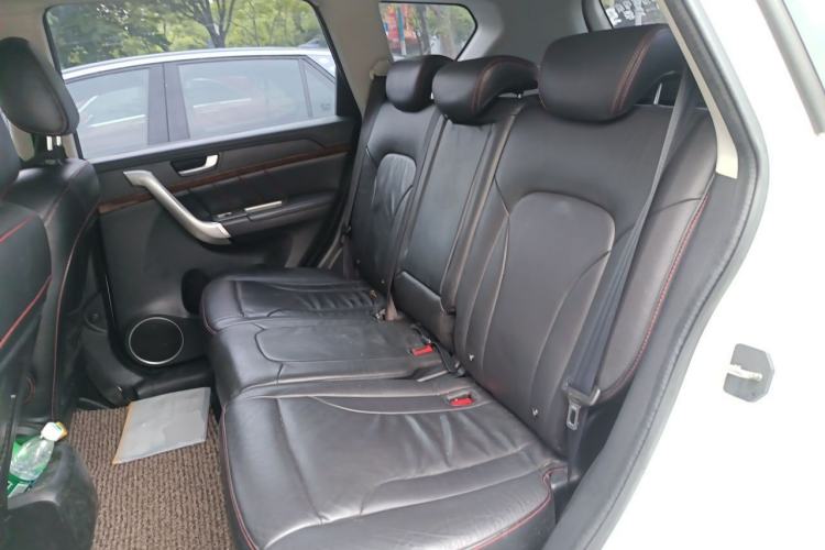 Used Haval H6 2014 Sport Version 1.5T Manual Two-Wheel Drive Elite Edition Left Rear Seat
