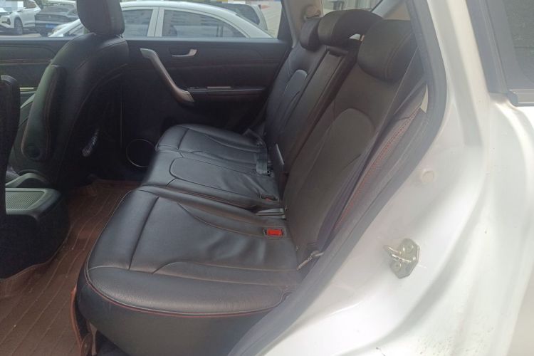 Used Haval H6 2014 Sport Version 1.5T Manual Two-Wheel Drive Elite Edition Left Rear Seat