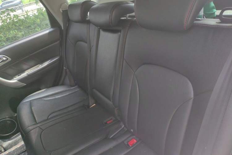 Used Haval H6 2014 Upgraded Model 1.5T Manual 4x4 Elite Version Left Rear Seat