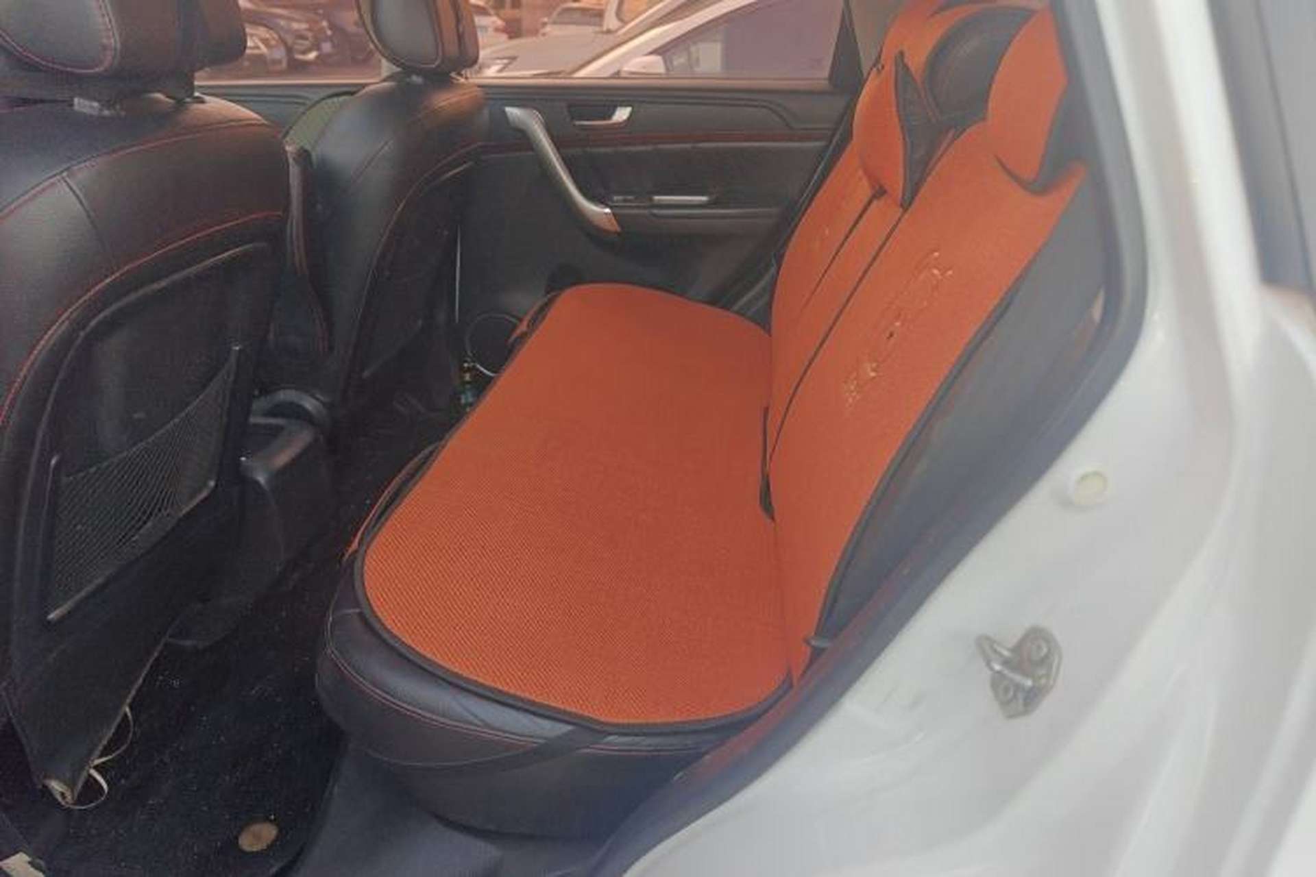 Used Haval H6 2014 Sport Version 1.5T Manual Two-Wheel Drive Elite Edition Left Rear Seat