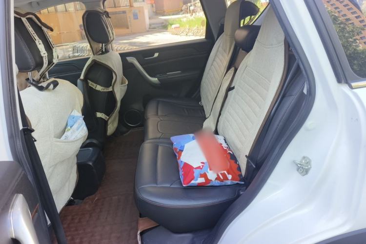 Used Haval H6 2014 Sport Version 1.5T Manual Two-Wheel Drive Elite Edition Left Rear Seat