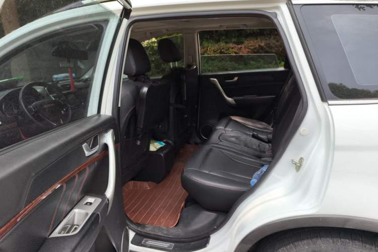 Used Haval H6 2014 Sport Version 1.5T Manual Two-Wheel Drive Elite Edition Left Rear Seat