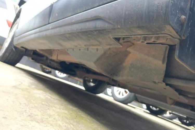 Used Haval H6 2014 Sport Version 1.5T Manual Two-Wheel Drive Elite Edition Left Side Sill