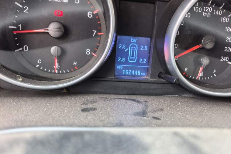 Used Haval H6 2014 Sport Edition 1.5T Manual 4x4 Elite Model Odometer Close Up